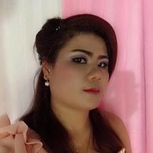 Meet your Posher, Keat